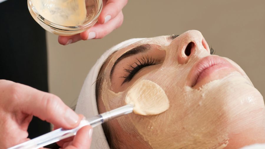 Rejuvenate your face with premium Facial Kits